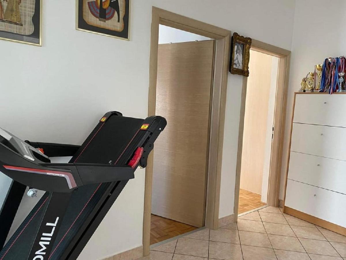 Apartman Zara Biograd Na Moru Esterno foto
